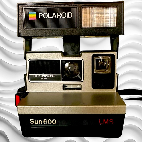 Vintage Polaroid 600 Sun600 LMS Instant Film Camera in Silver and Black, Works. - Picture 1 of 10